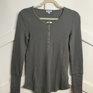 Splendid Gray Waffle Knit Long Sleeve Top